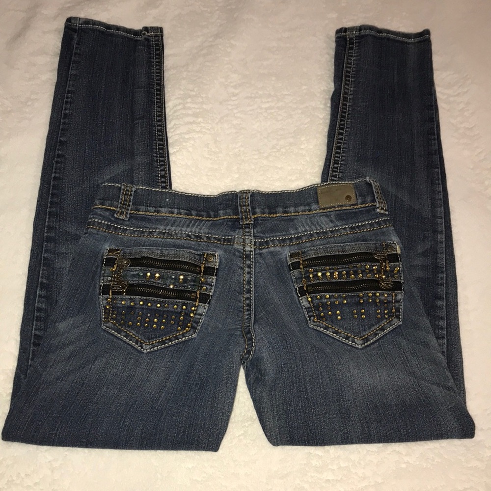 🚨🔥Blue Jeans🔥🚨 - Picture 4 of 6